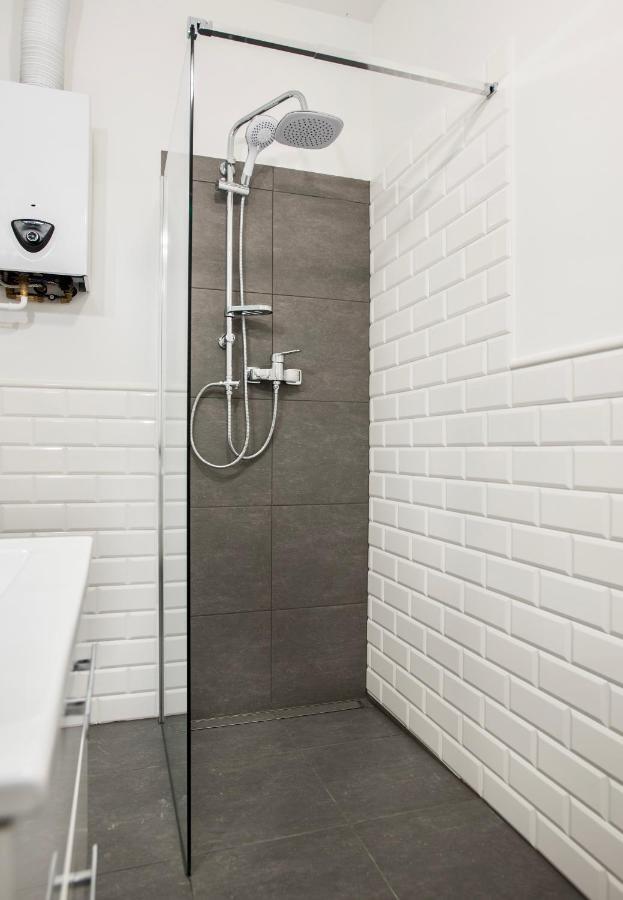 Apartament Delux 2 Legnica Ul. Kominka 16 Apartamento Exterior foto